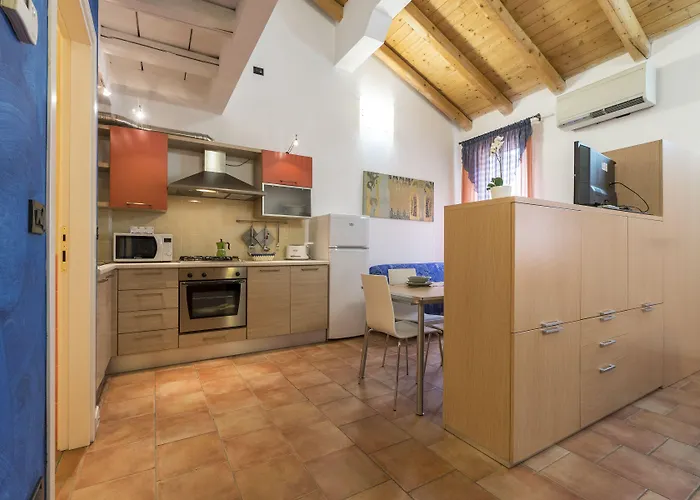 Bertiera House By בולוניה